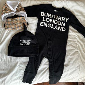 Burberry Onesie/bibs Bundle